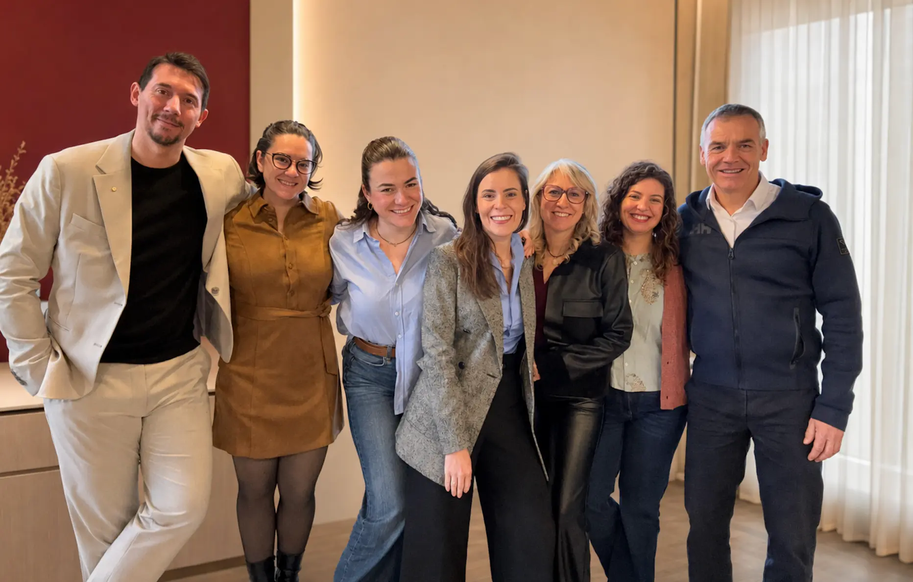 Equipo de InnerWay reunido en la oficina